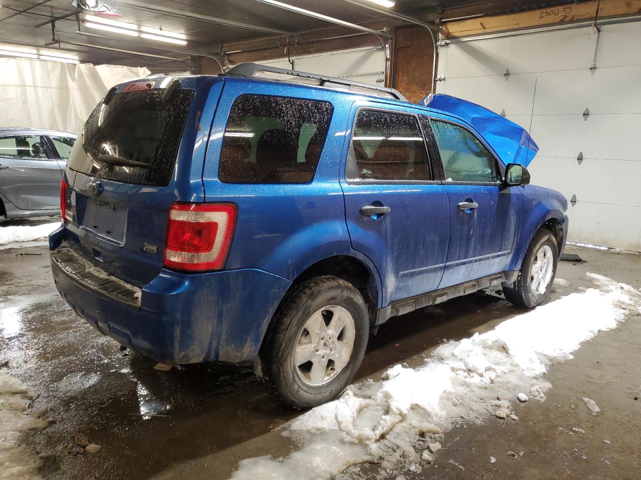 2011 Ford Escape - Image 3