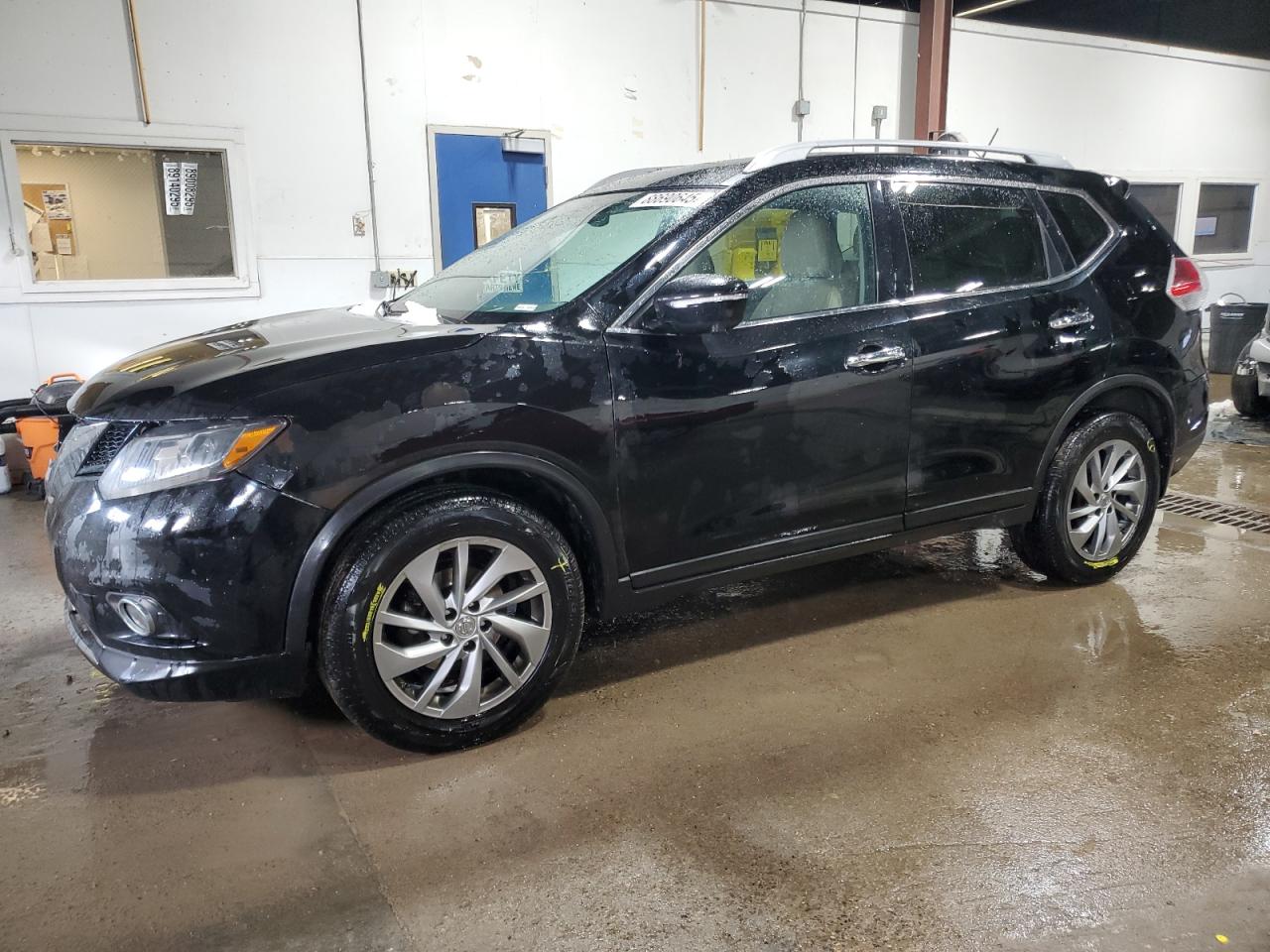 2014 Nissan Rogue - Image 1