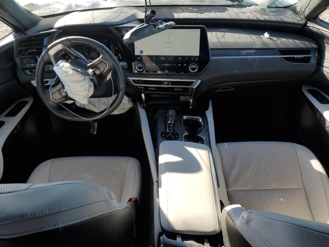 2023 Lexus RX - Image 8
