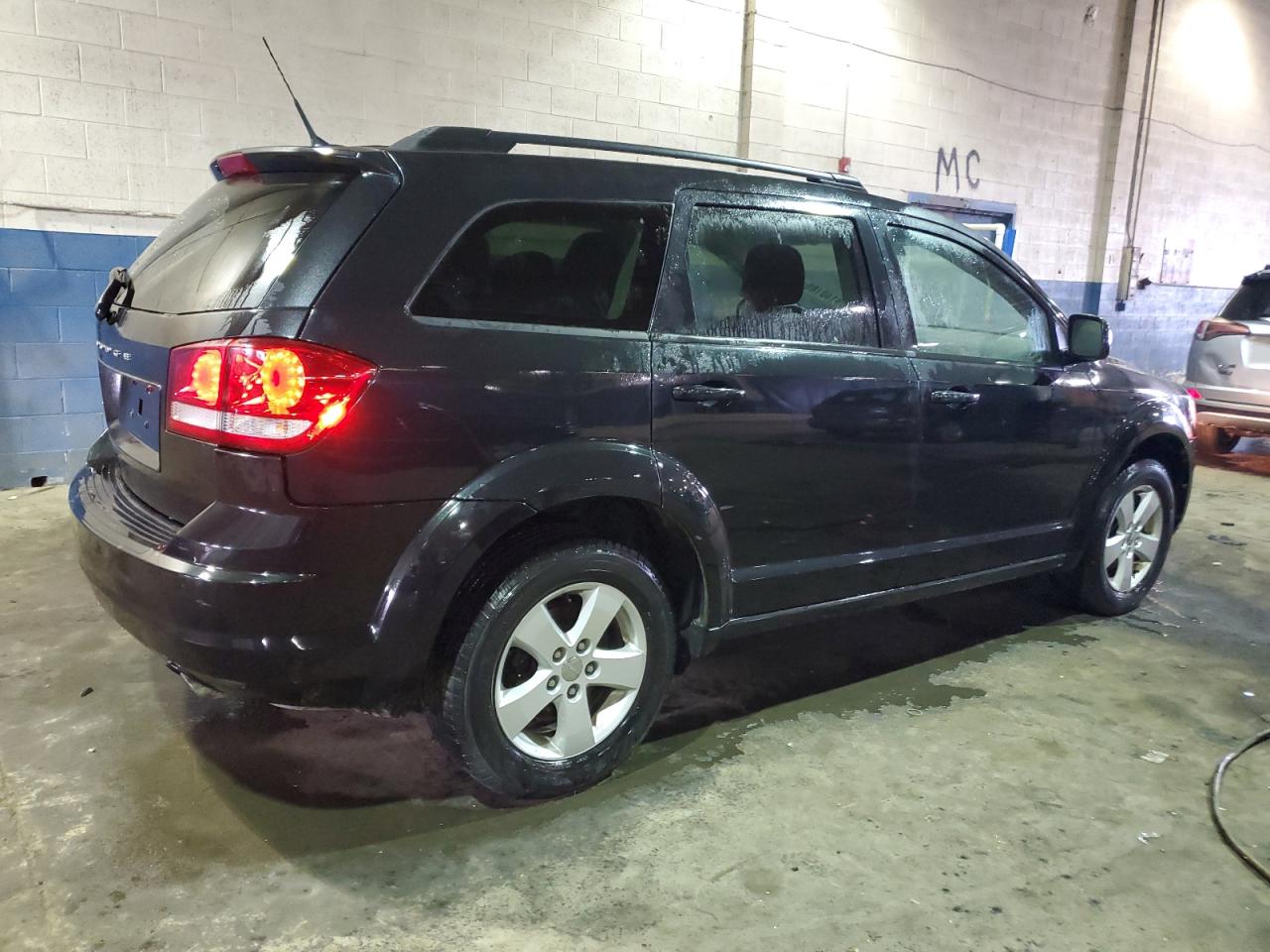 2011 Dodge Journey - Image 3