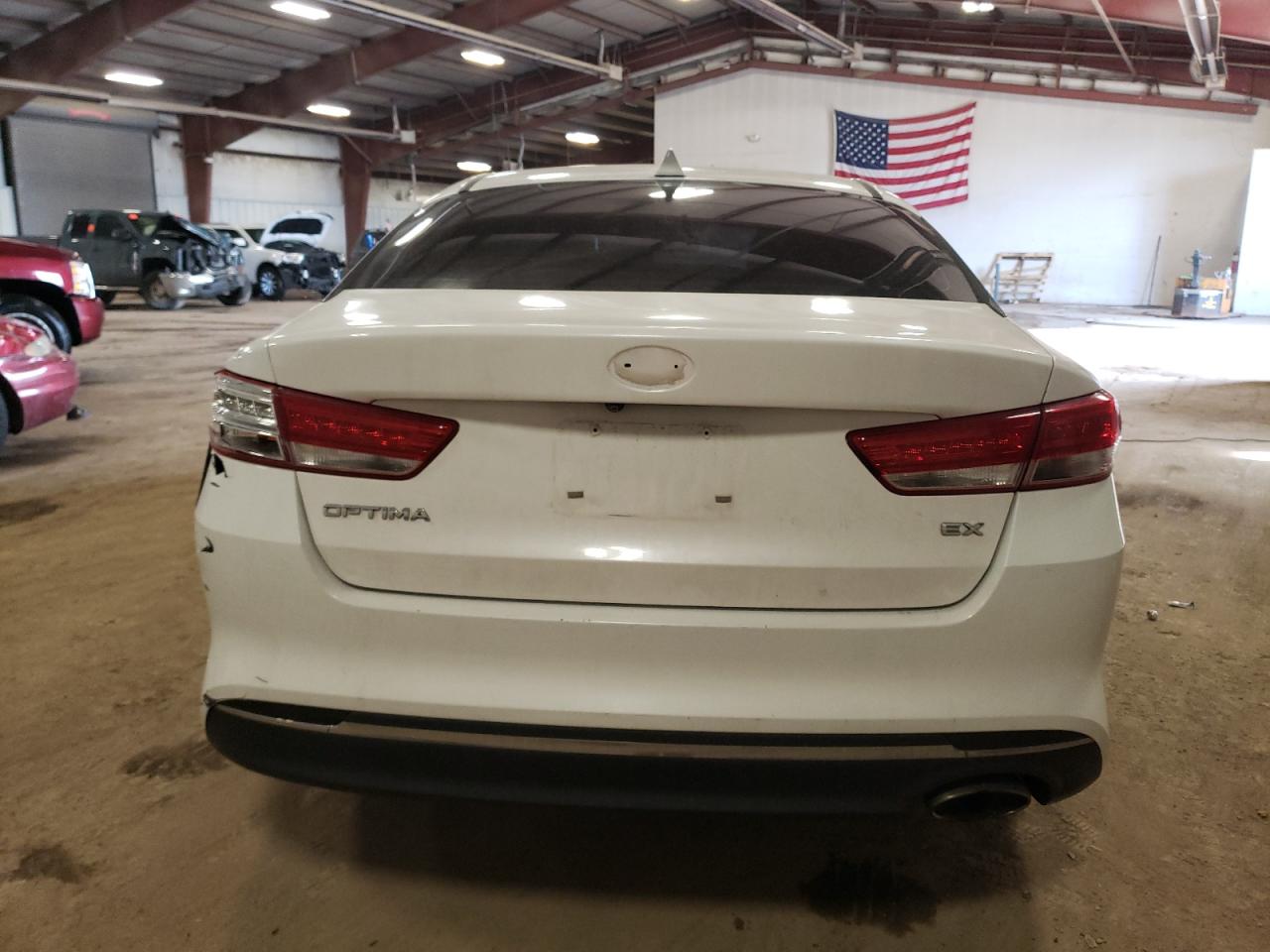 2016 Kia Optima - Image 6