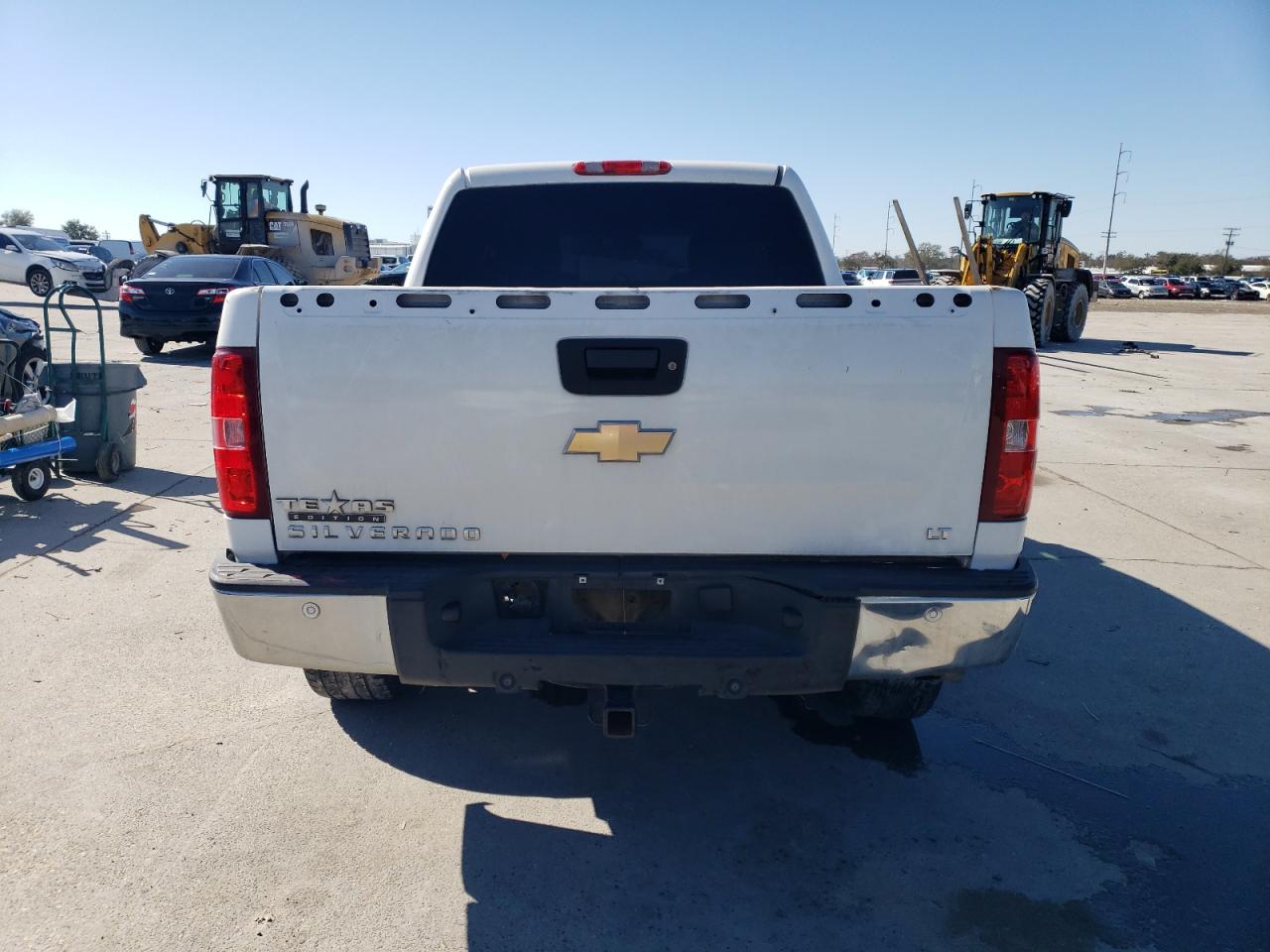 2011 Chevrolet Silverado - Image 6