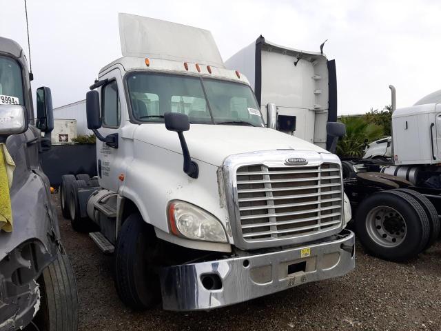 2015 Freightliner Cascadia 125
