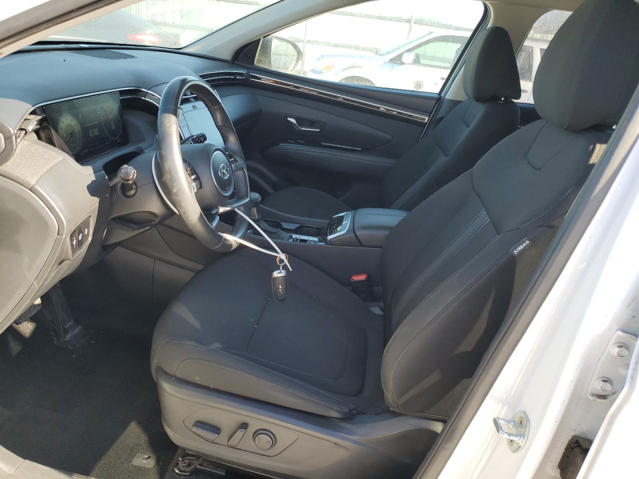 2022 Hyundai Tucson - Image 7