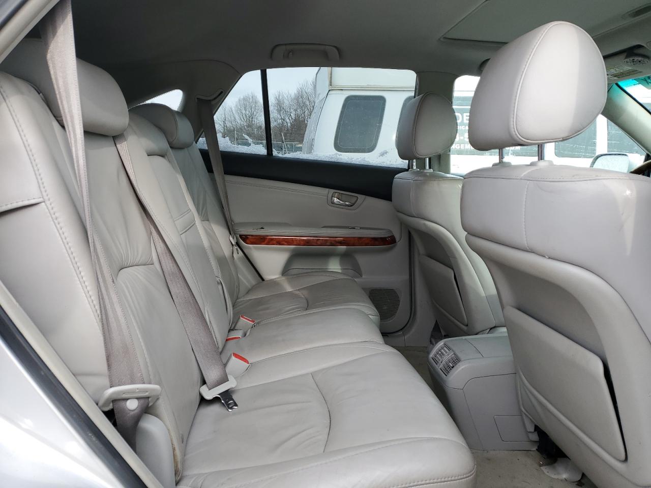 2009 Lexus RX - Image 11