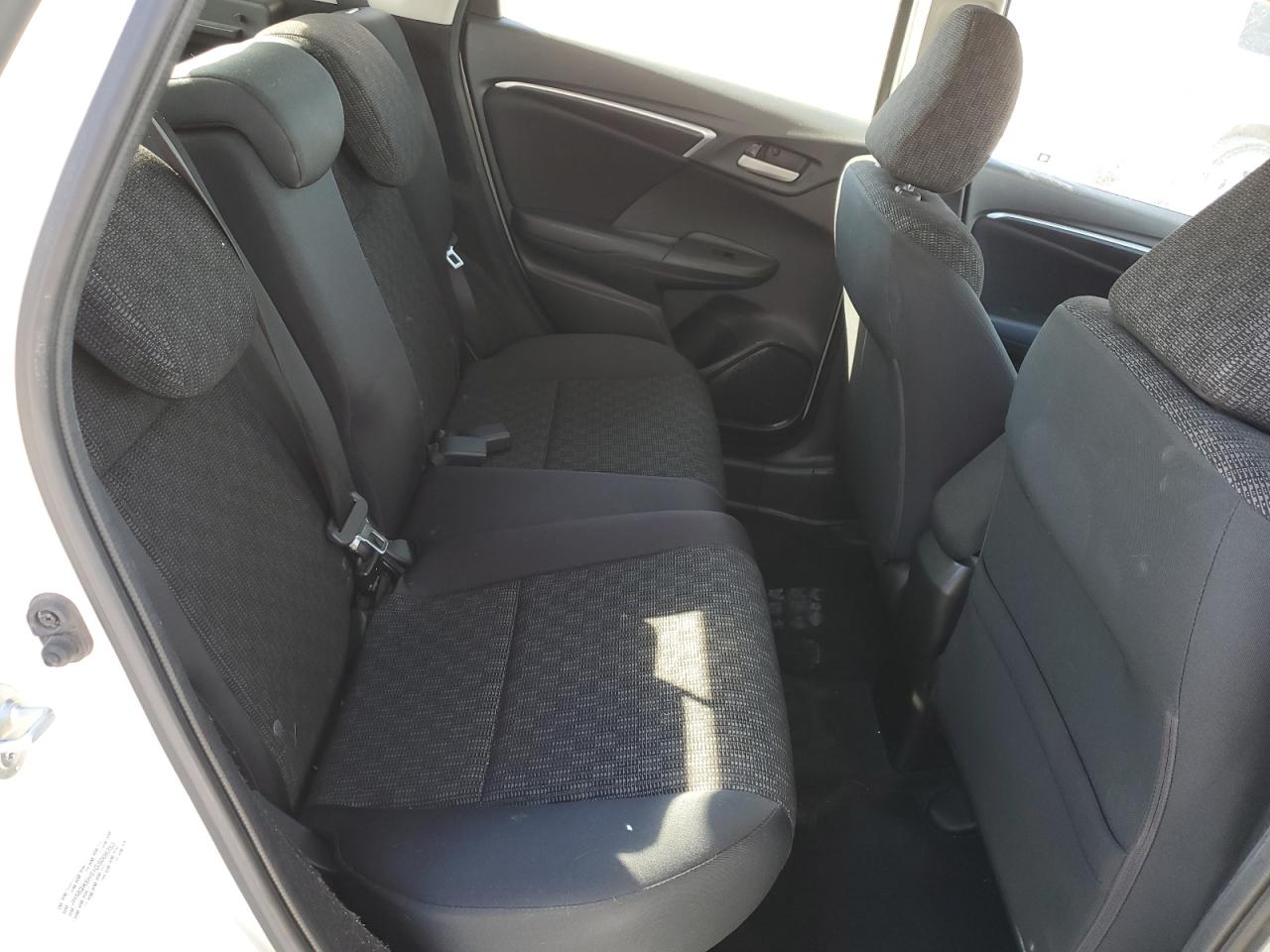 2016 Honda Fit - Image 10
