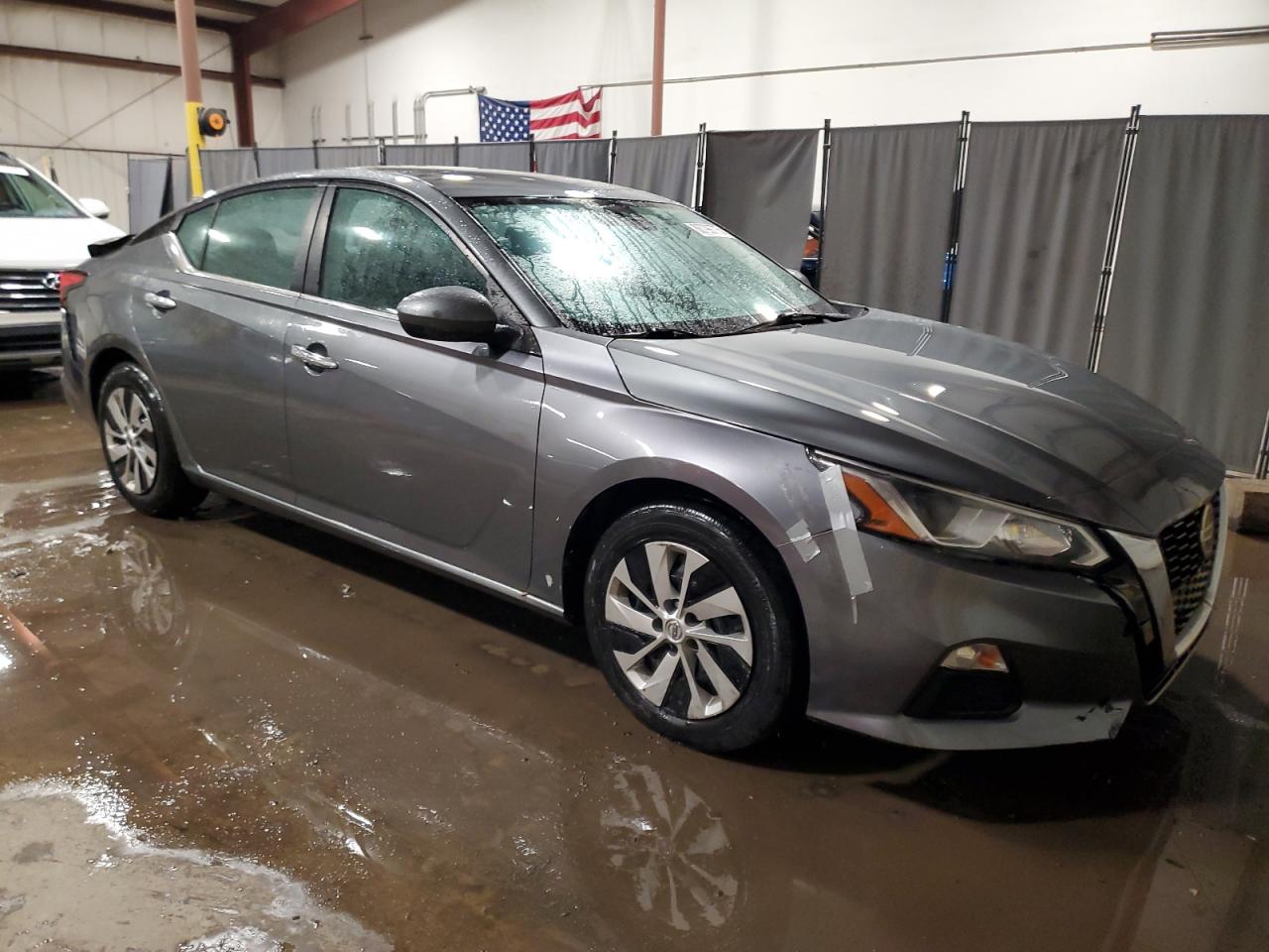 2021 Nissan Altima - Image 4