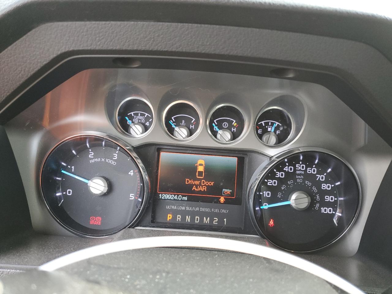2015 Ford F350 - Image 9