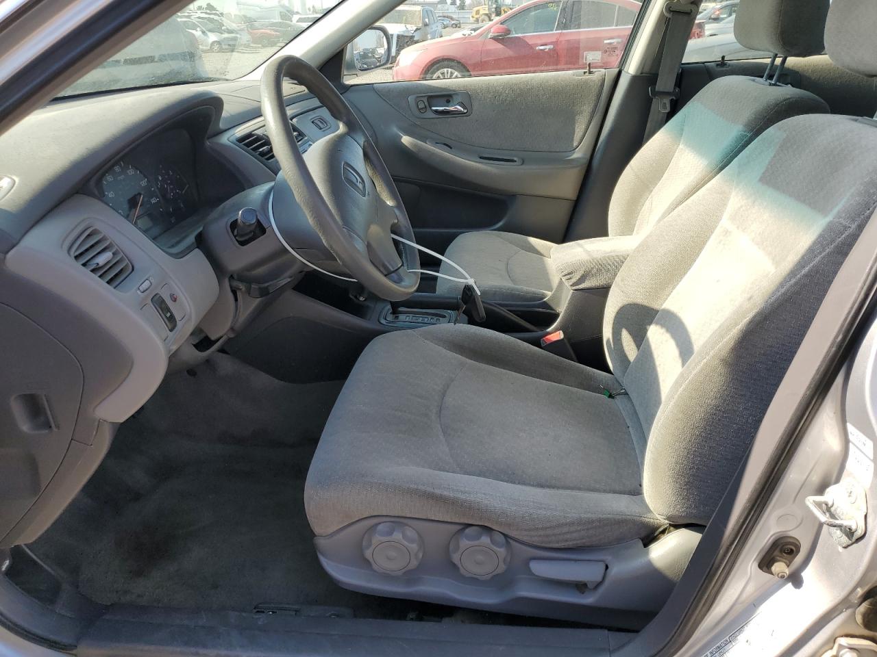 2002 Honda Accord - Image 7
