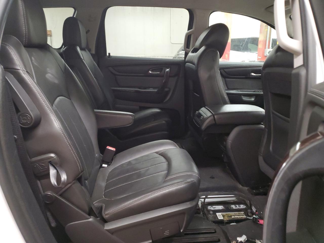 2017 Chevrolet Traverse - Image 11