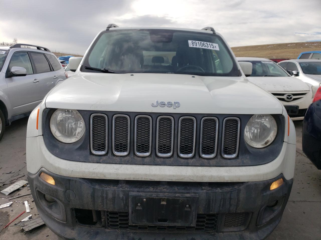 2016 Jeep Renegade - Image 5