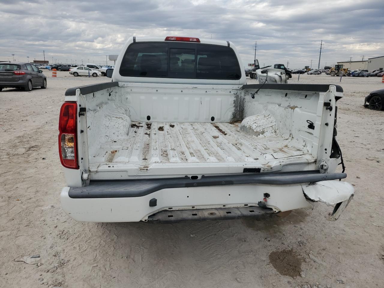 2017 Nissan Navara (Frontier) - Image 6