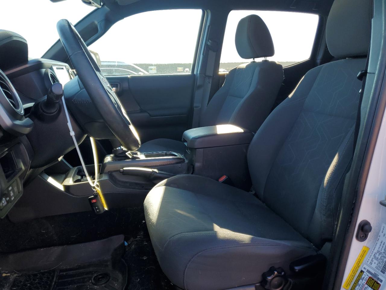 2019 Toyota Tacoma - Image 7