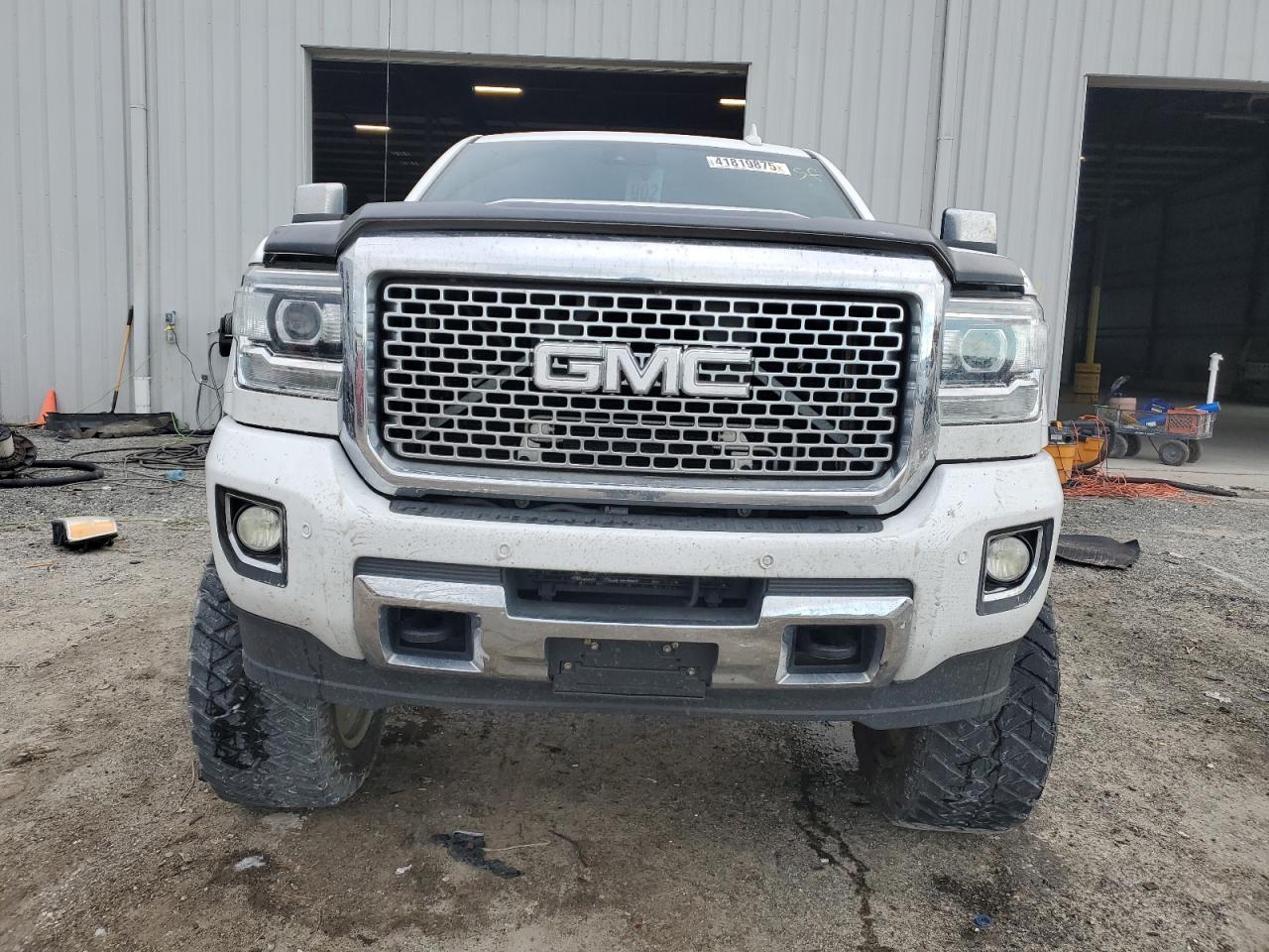 2015 GMC Sierra - Image 5