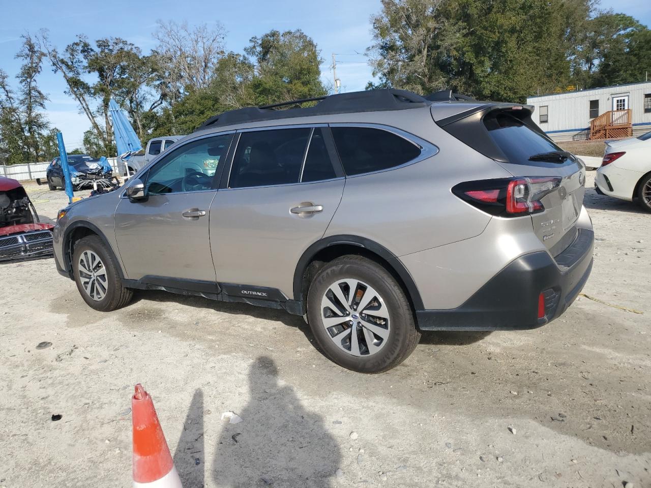 2020 Subaru Outback - Image 2