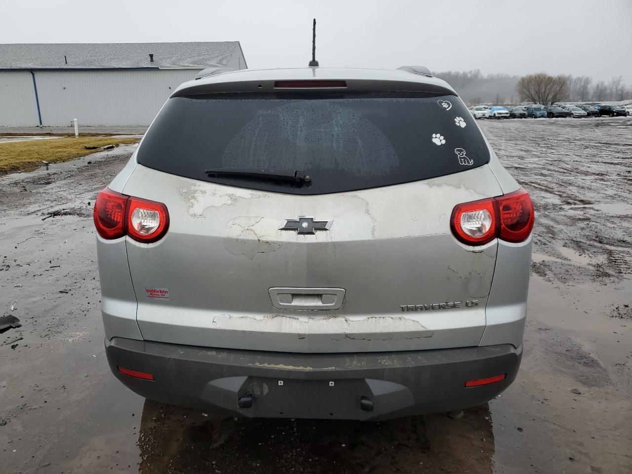 2012 Chevrolet Traverse - Image 6