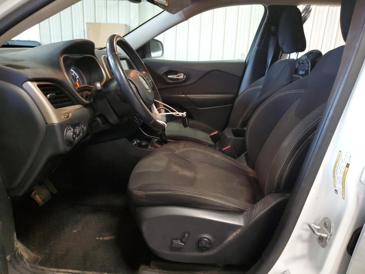 2016 Jeep Grand Cherokee - Image 7
