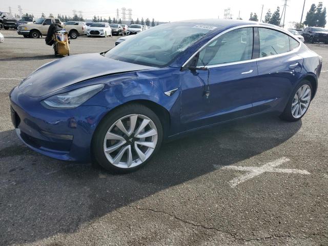  TESLA MODEL 3 2020 Синий