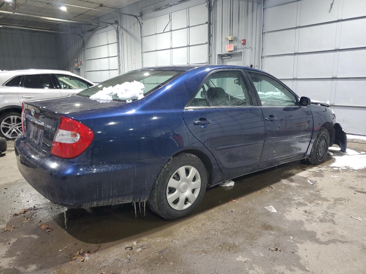 2004 Toyota Camry - Image 3