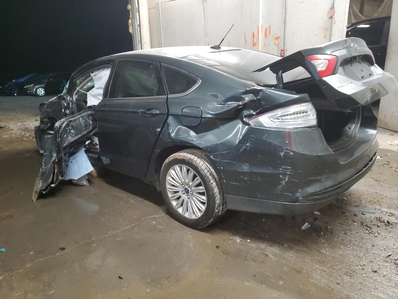 2015 Ford Fusion - Image 2