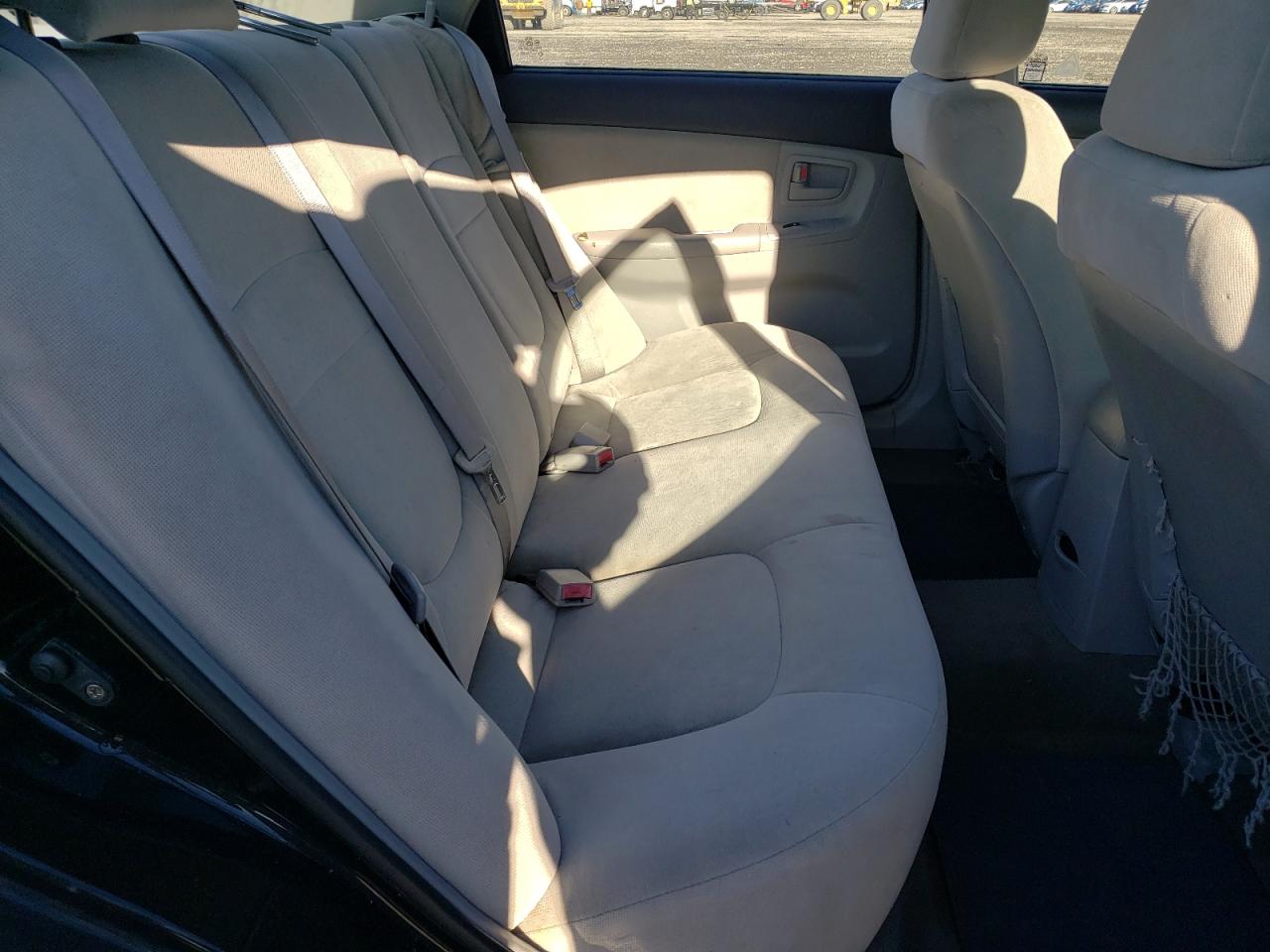 2006 Kia Spectra - Image 10