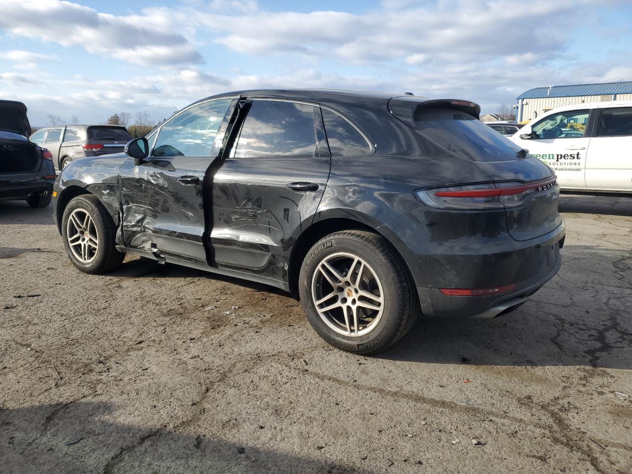 VIN WP1AA2A50LLB03217 2020 PORSCHE MACAN no.2