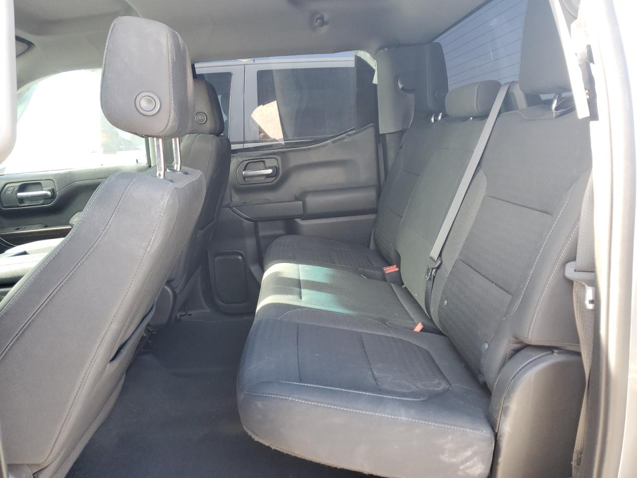 2021 Chevrolet Silverado - Image 10