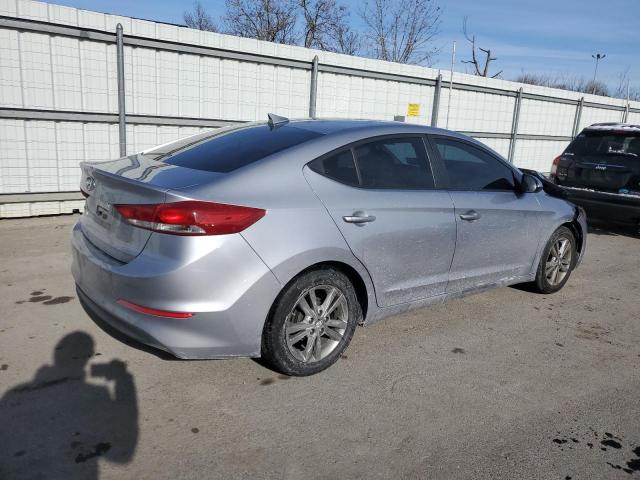  HYUNDAI ELANTRA 2017 Сріблястий