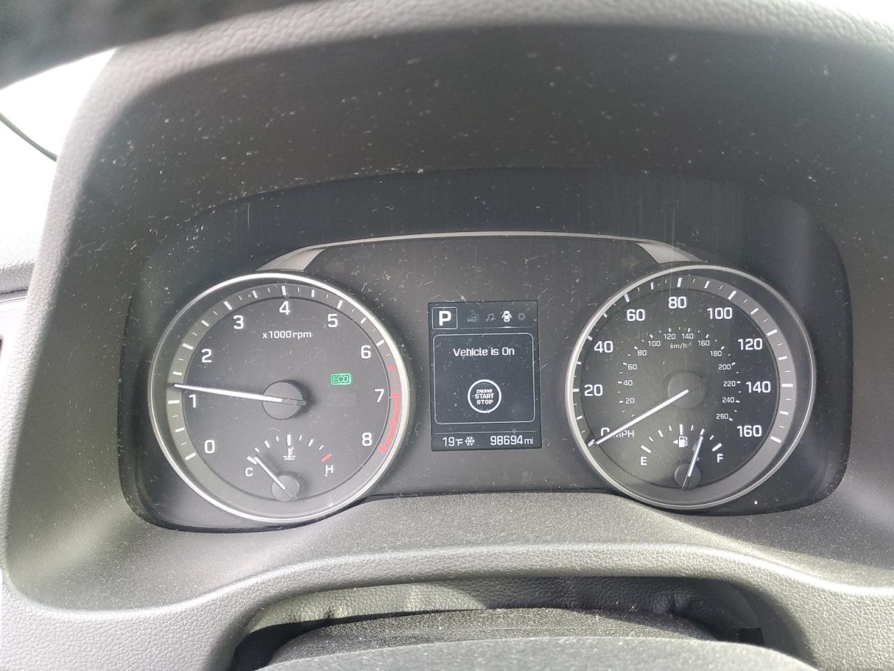 2017 Hyundai Elantra - Image 9