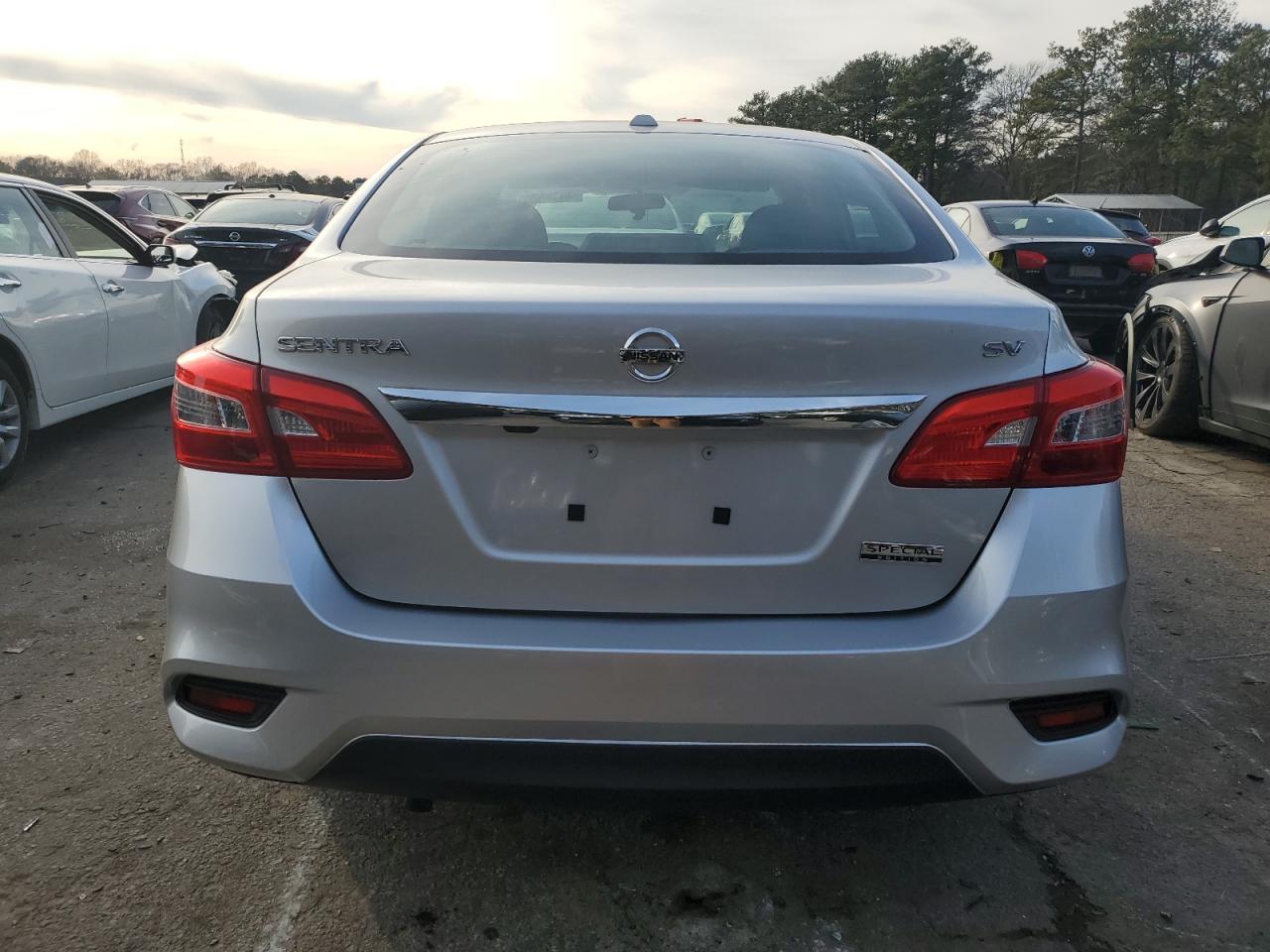 2019 Nissan Sentra - Image 6