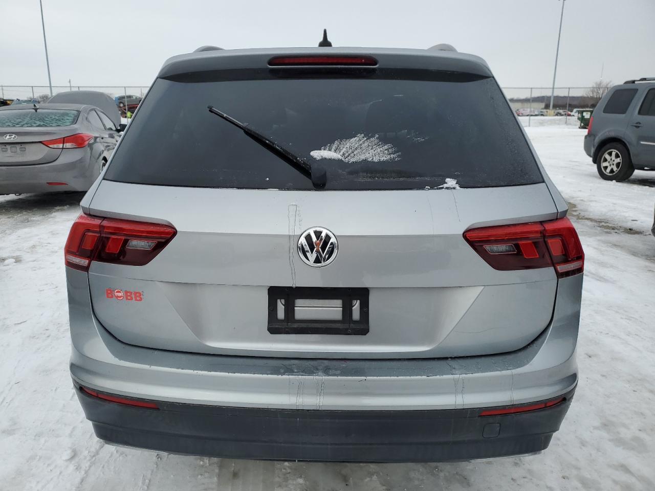 2020 Volkswagen Tiguan - Image 6
