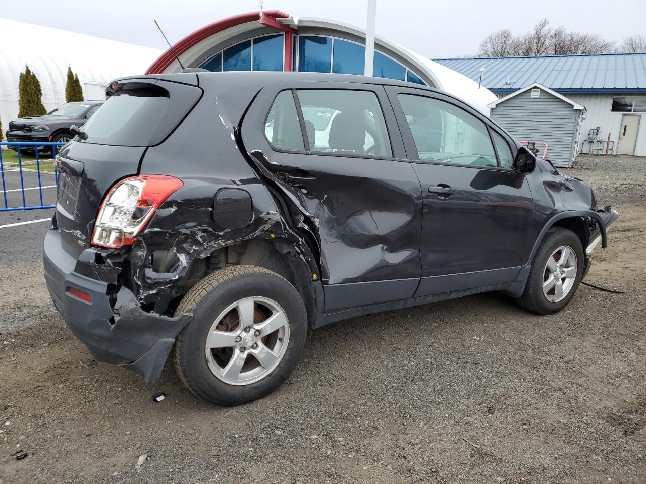 2016 Chevrolet Trax - Image 3