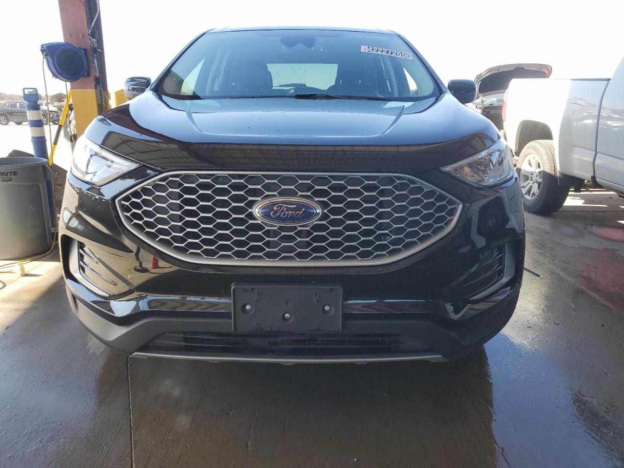 2023 Ford Edge - Image 5