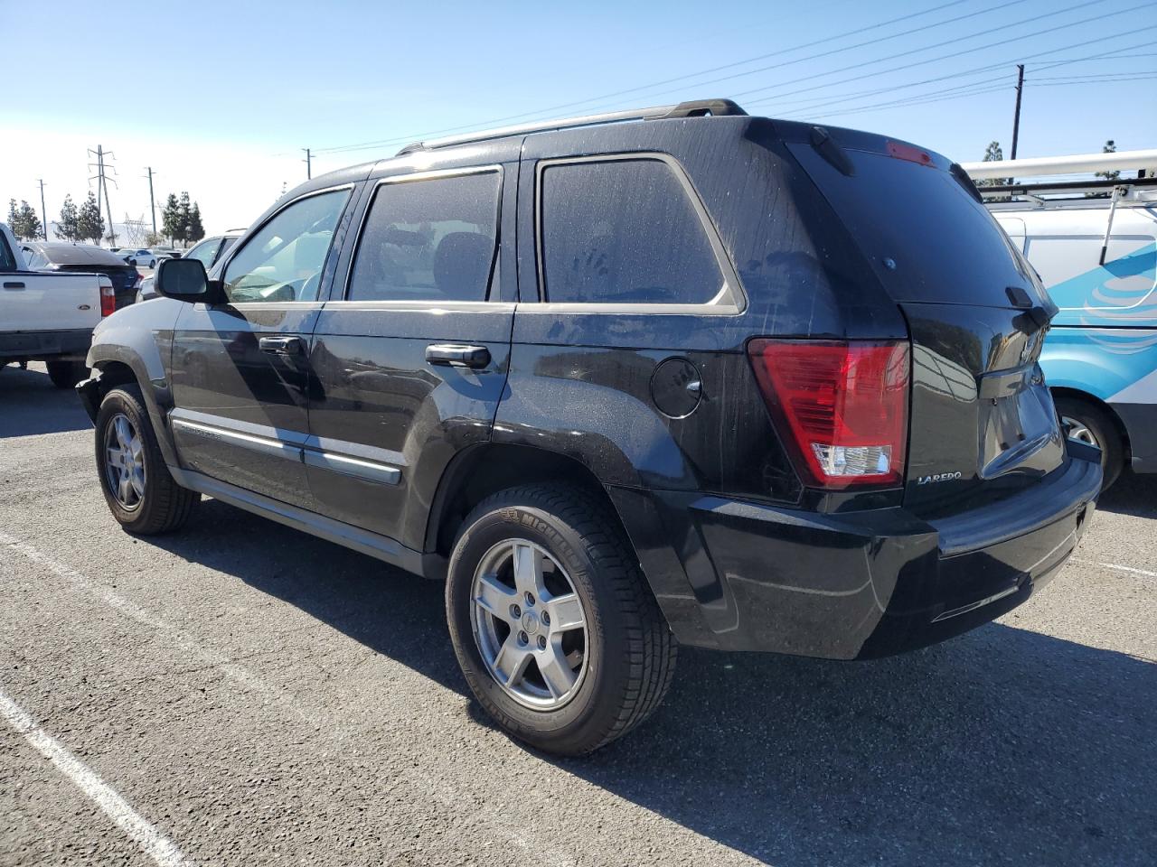 2007 Jeep Grand Cherokee - Image 2