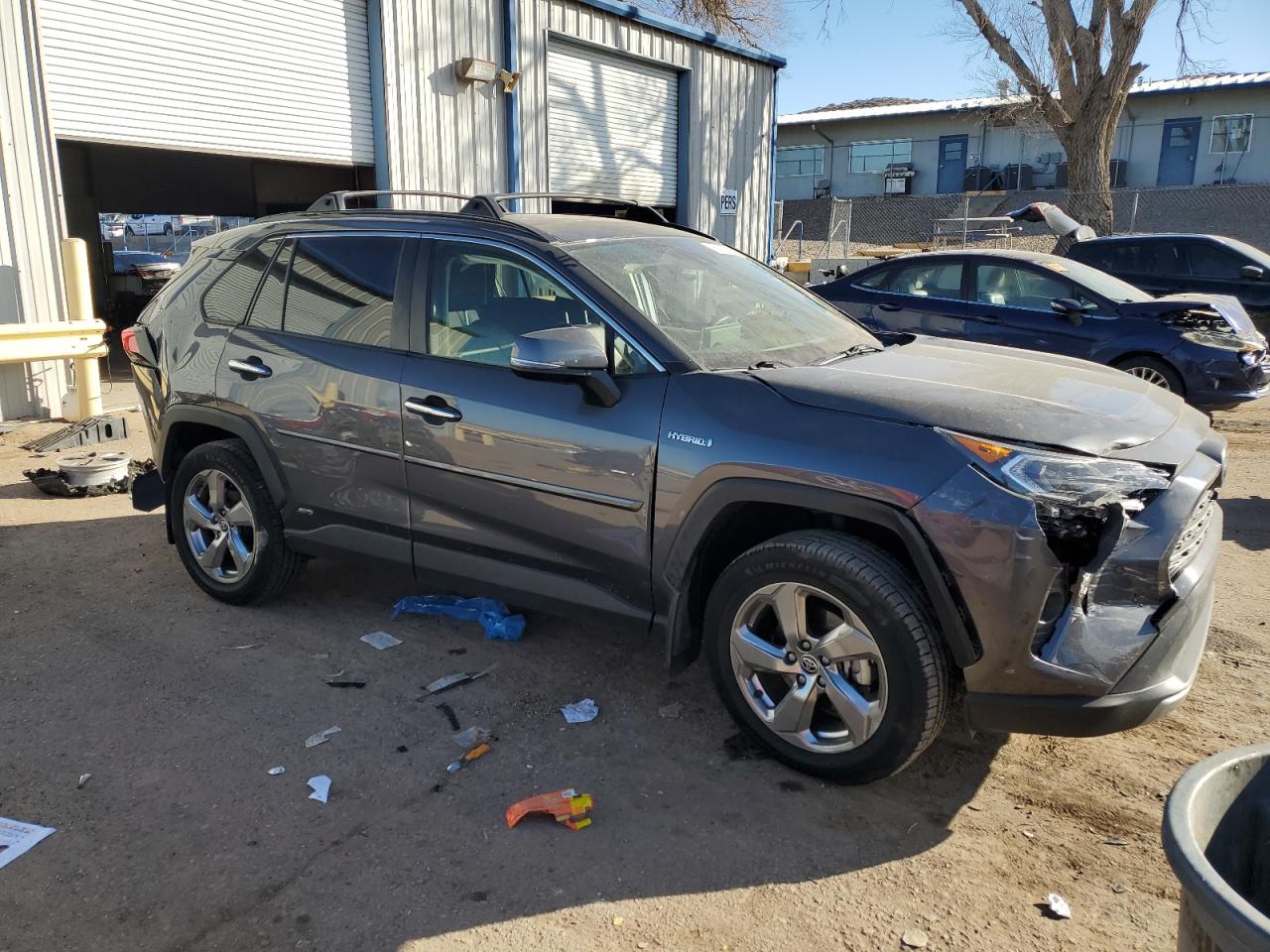 2020 Toyota RAV 4 - Image 4