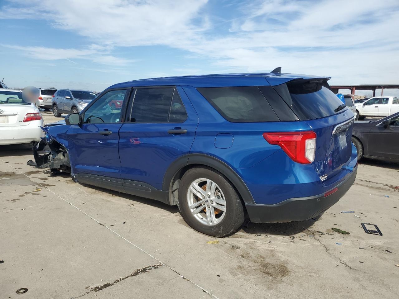 2023 Ford Explorer - Image 2