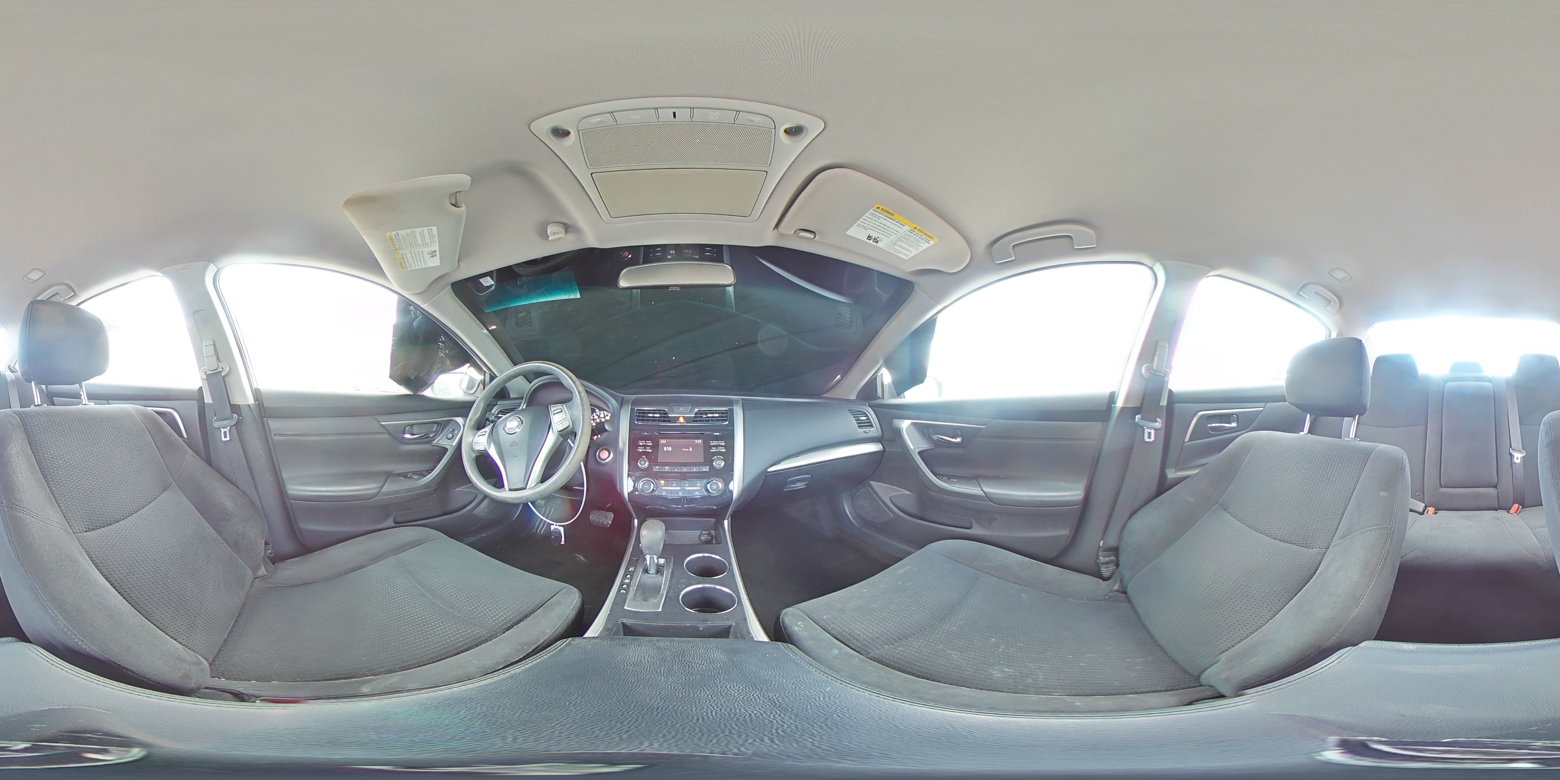 2015 Nissan Altima - Image 14