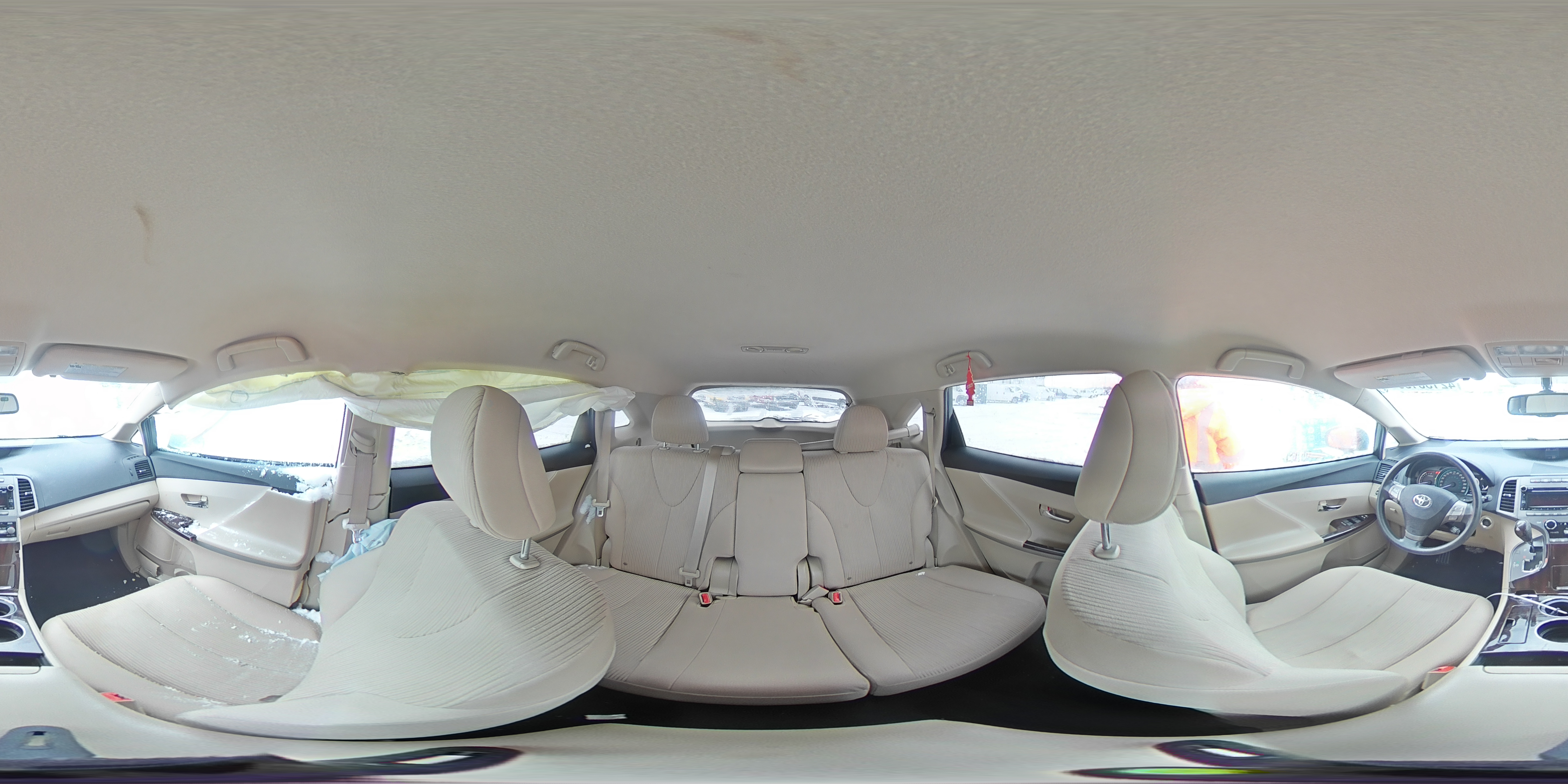 2011 Toyota Venza - Image 13
