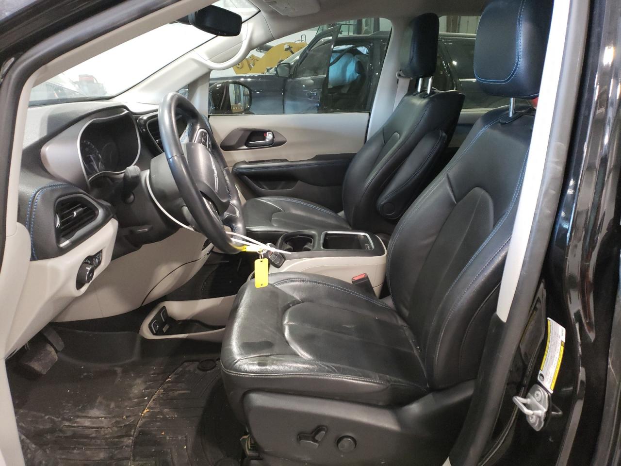 2021 Chrysler Pacifica - Image 7
