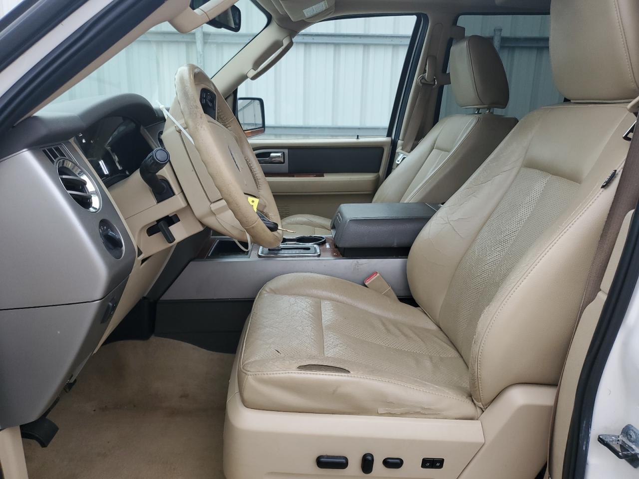 2010 Ford Expedition - Image 7