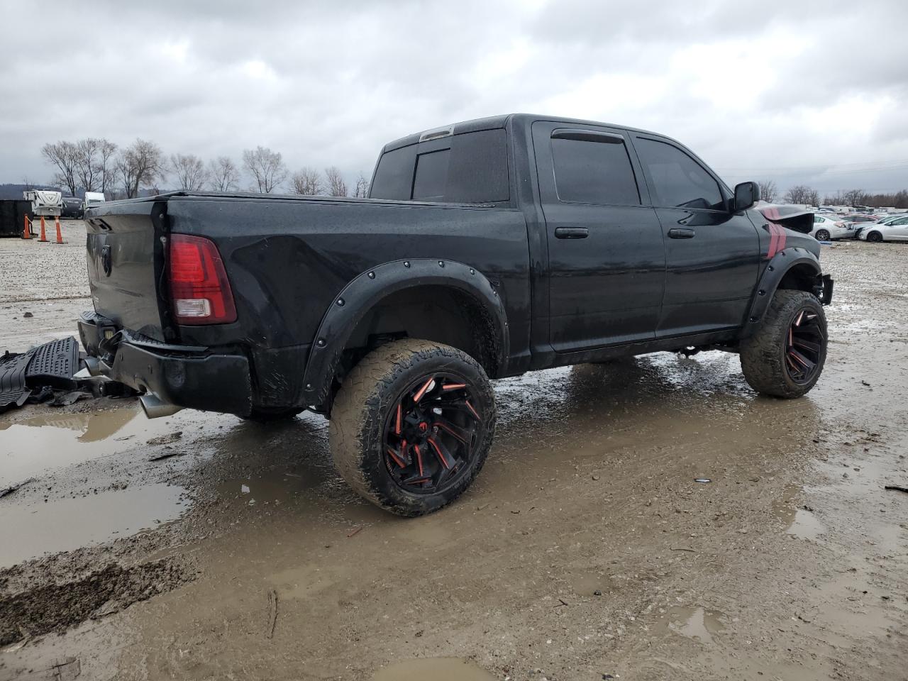 2015 RAM 1500 - Image 3