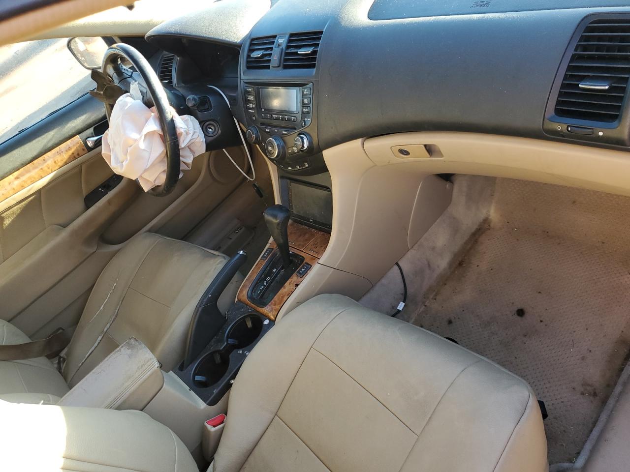 2005 Honda Accord - Image 8