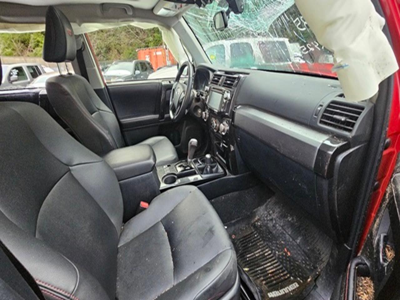 2019 Toyota 4Runner - Image 5