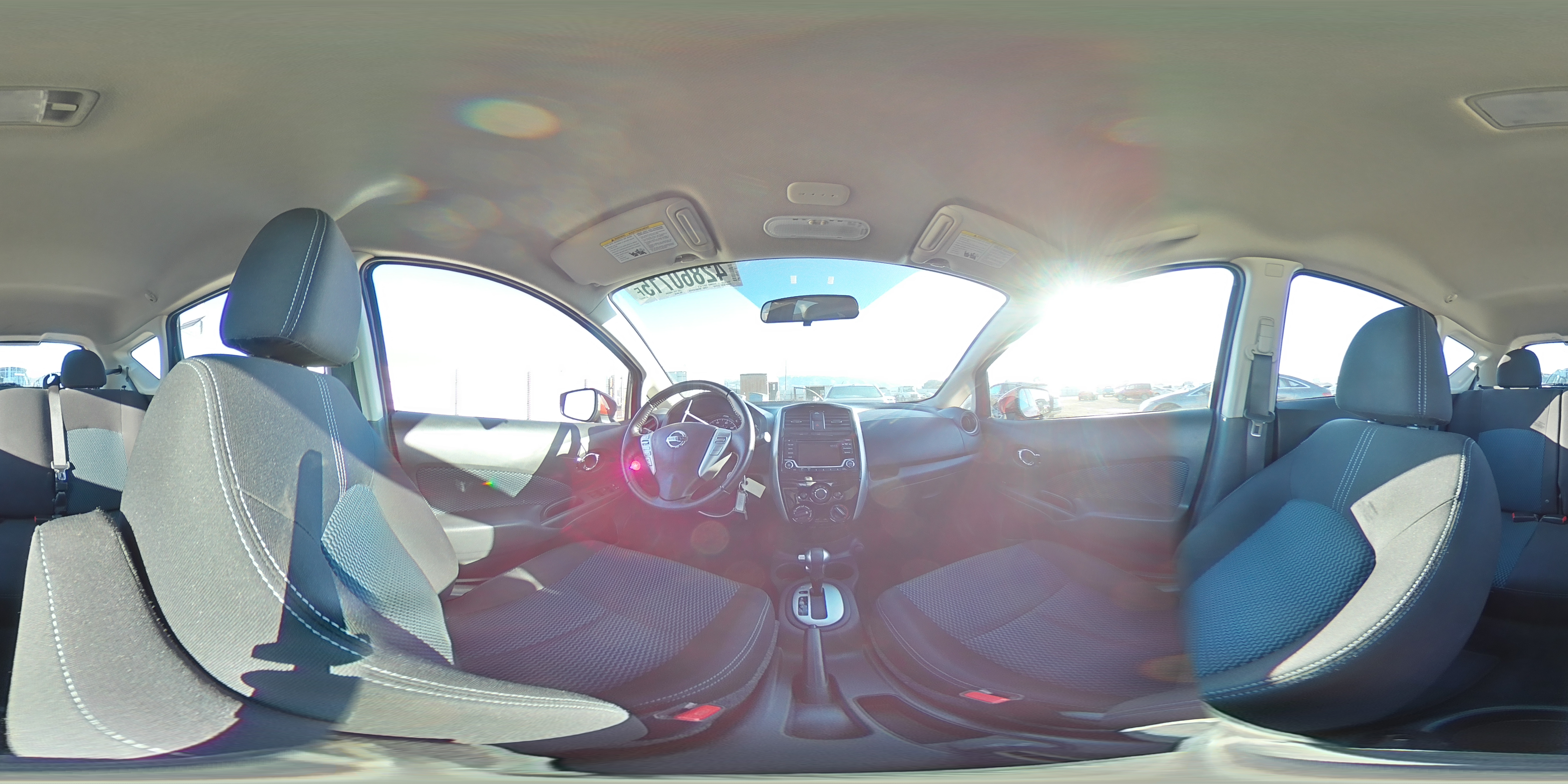 2018 Nissan Versa - Image 13