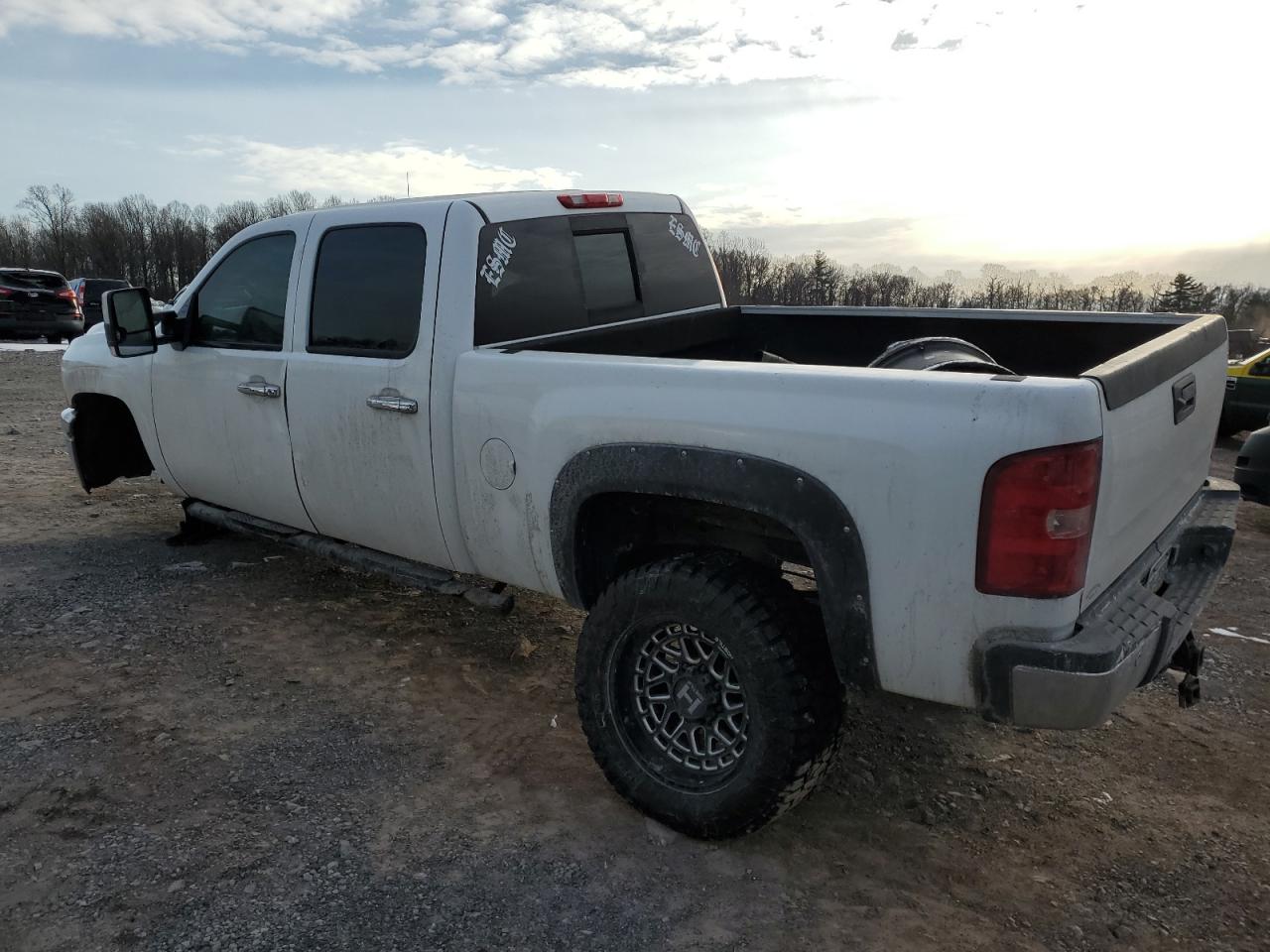 2011 Chevrolet Silverado - Image 2