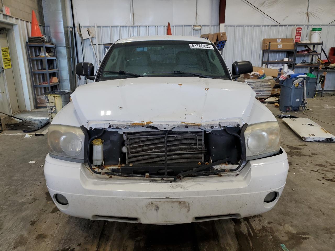 2007 Dodge Dakota - Image 5