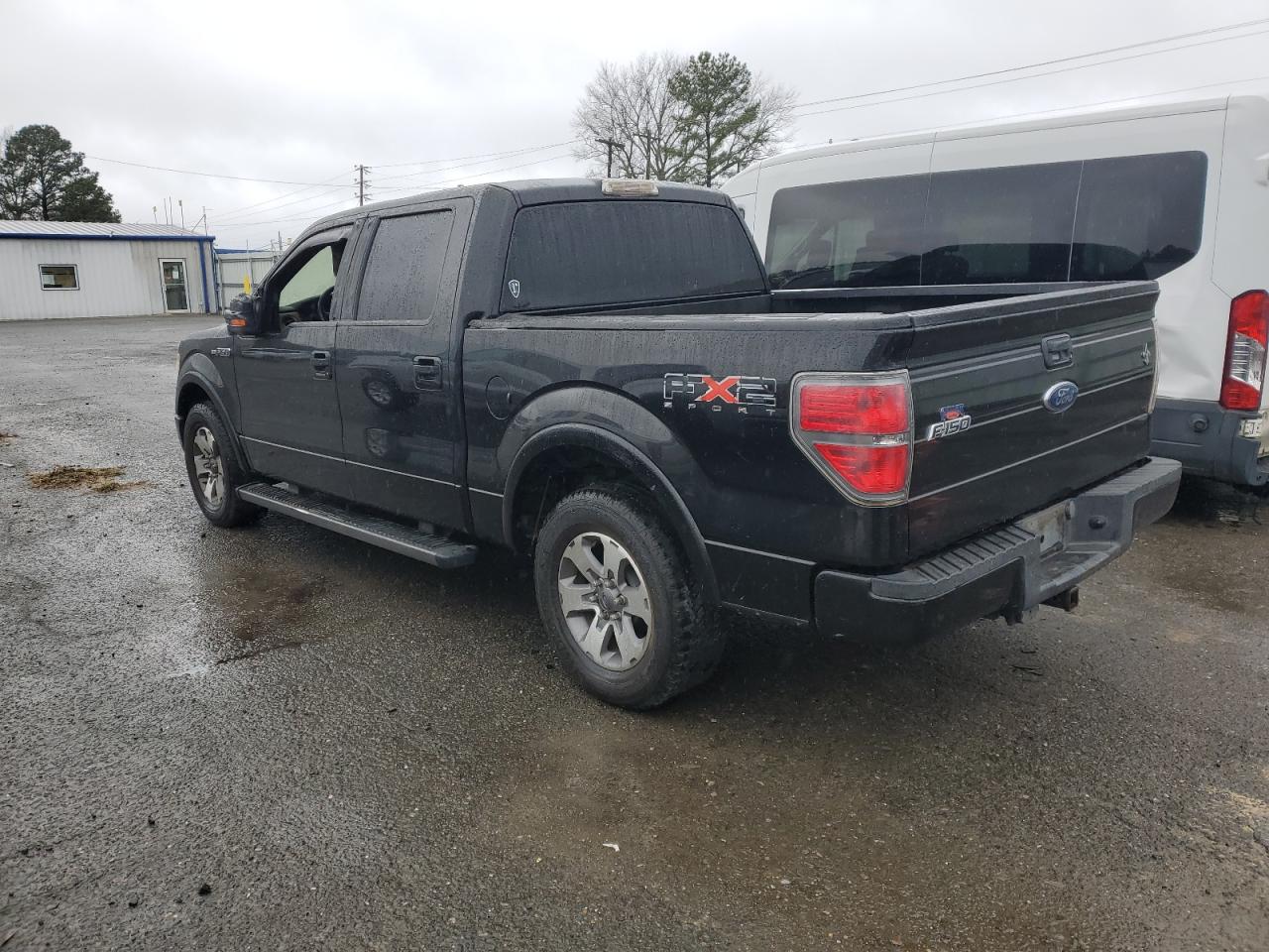 2010 Ford F-150 - Image 2