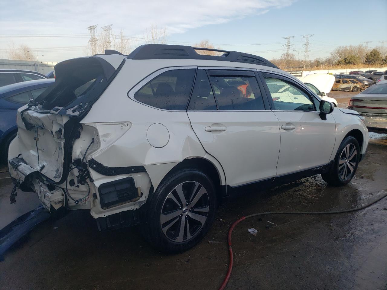 2019 Subaru Outback - Image 3