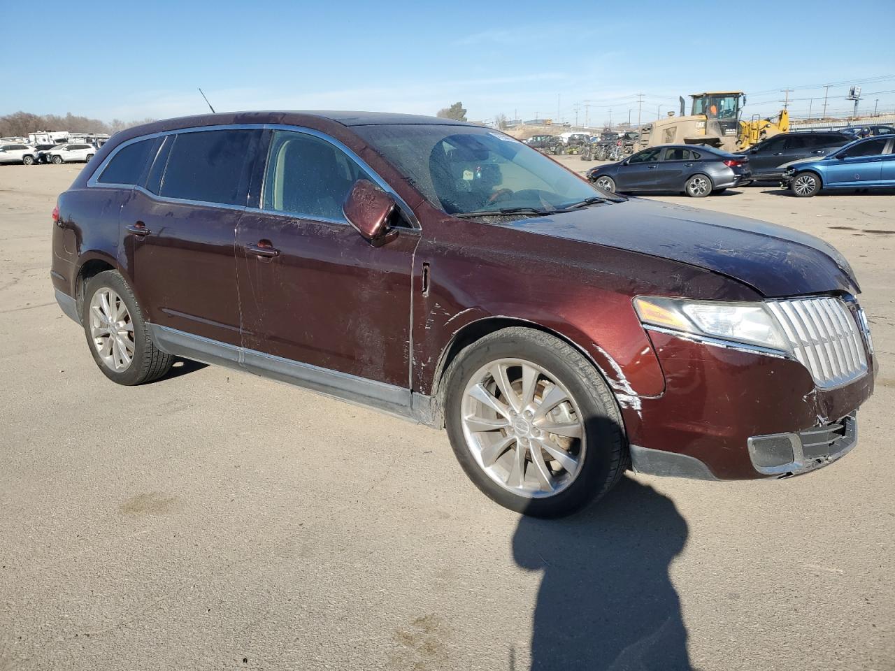 2010 Lincoln MKT - Image 4