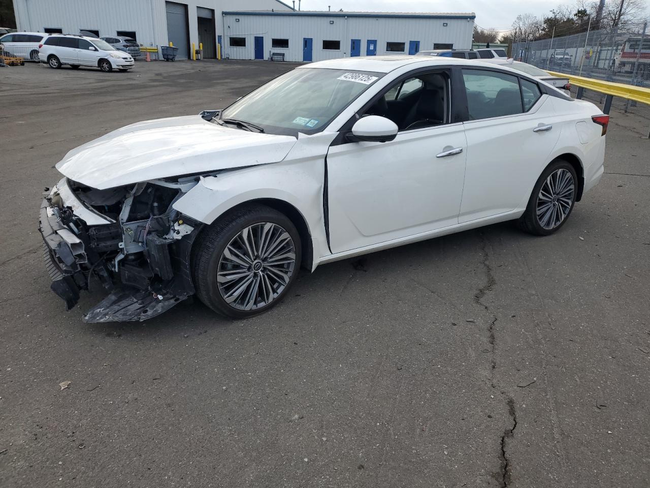 2024 Nissan Altima - Image 1